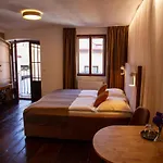Svambersky Dum Hotel