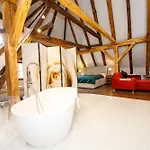 Hotel Svambersky Dum