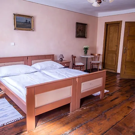 Svambersky Dum 3*