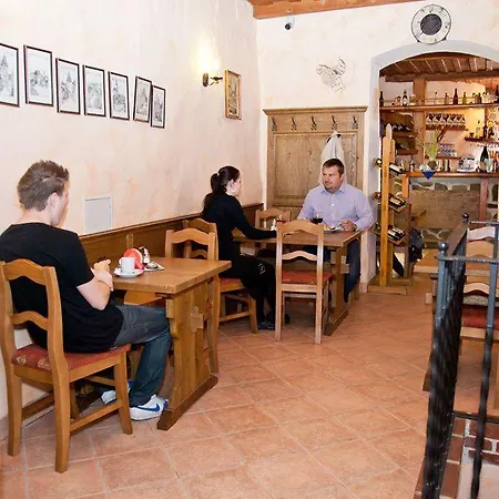 施华姆伯斯基达姆酒店 Český Krumlov