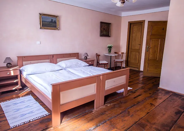 Svambersky Dum 3*